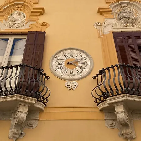 Palazzo Ferro Boutique Apartment Trapani Exterior foto